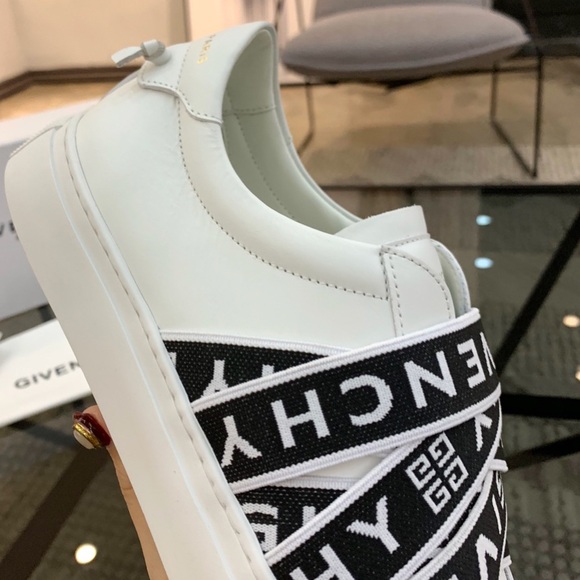 Givenchy white women's sneakers - Picture 8 of 9